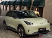 Mobil listrik terlaris dari Geely dilaporkan terbakar di China