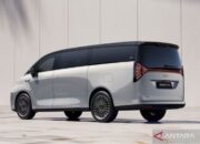 Minivan Geely Galaxy V900 pecahkan rekor dunia, bisa memuat 42 orang