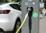 UE longgarkan persyaratan nol emisi 2035 untuk mobil baru