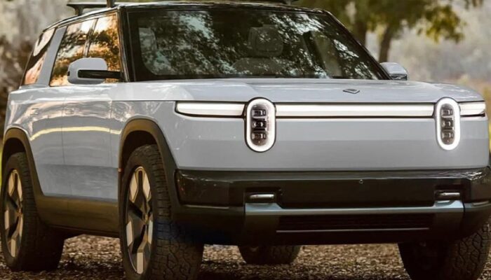 Rivian bangun unit perdana SUV listrik R2 jelang produksi massal